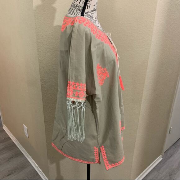 Freeway linen blend embroidered top‎ size medium - Picture 3 of 8